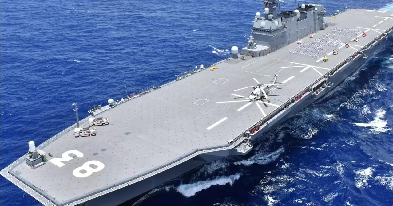 日本准航母出云号排水量 (日本两栖登陆舰排水量)