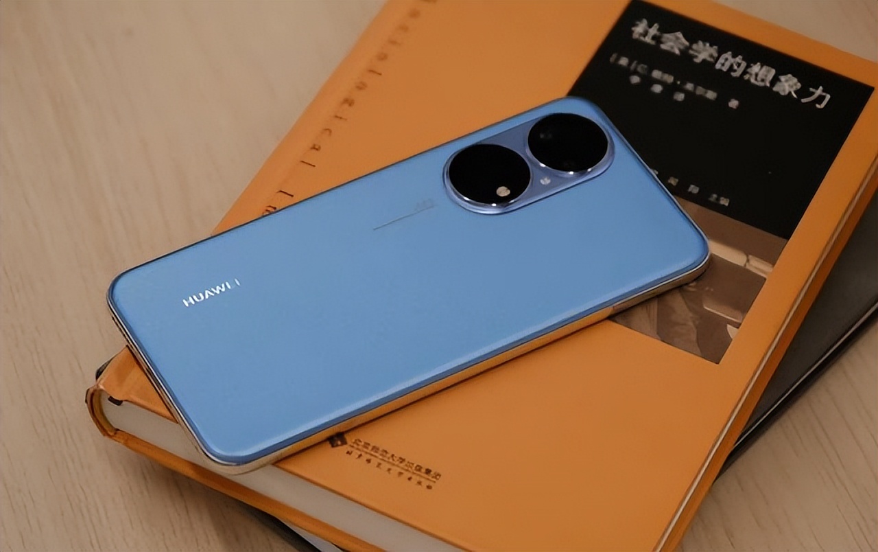 p50e和mate40e哪个好,华为p50e手机怎么样值得买吗