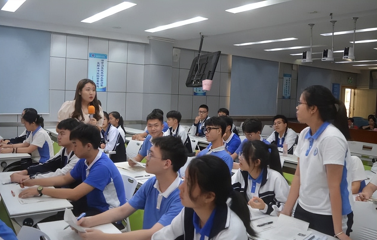 985毕业教师待遇,985大学教师工资待遇