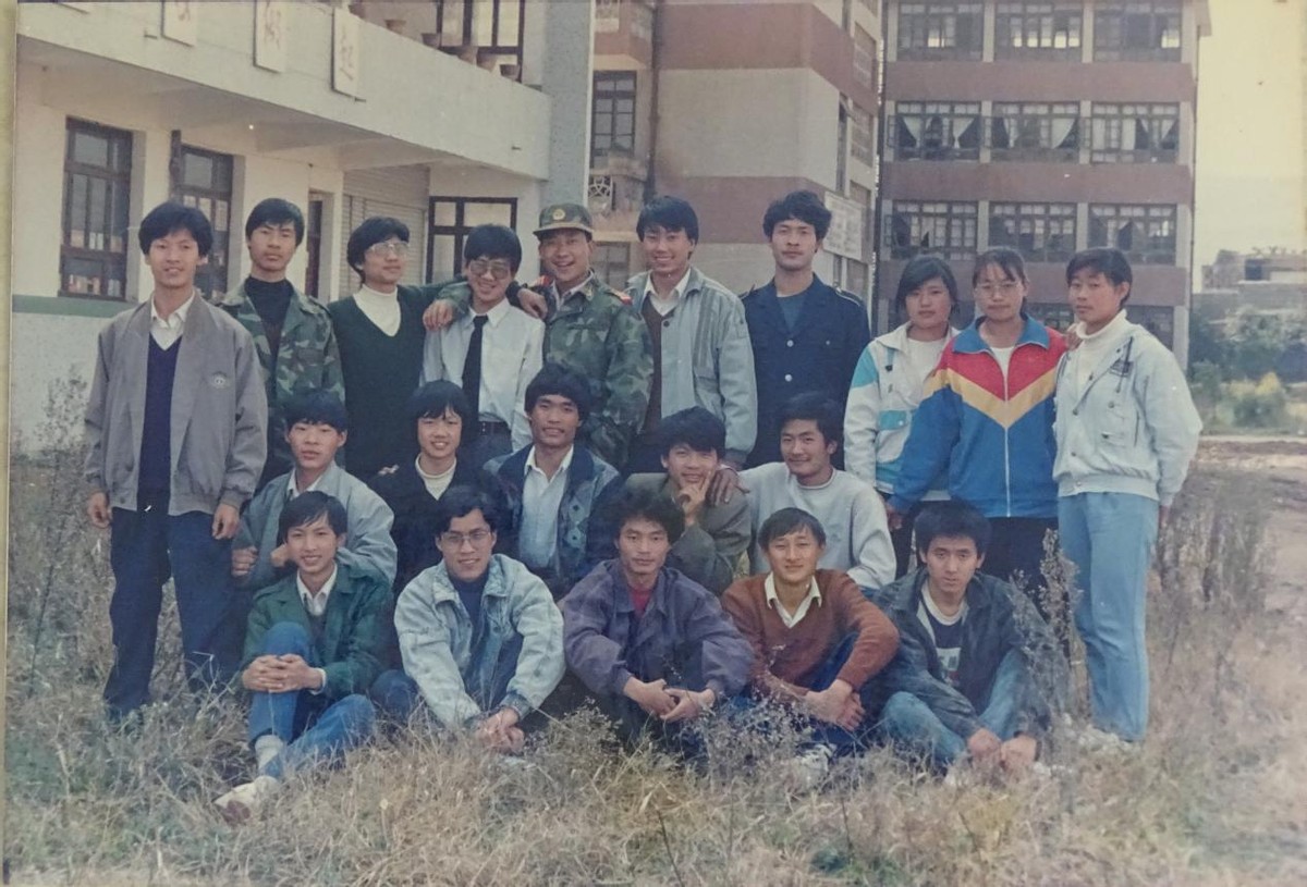 回想曾经母校,回想中学时代的母校