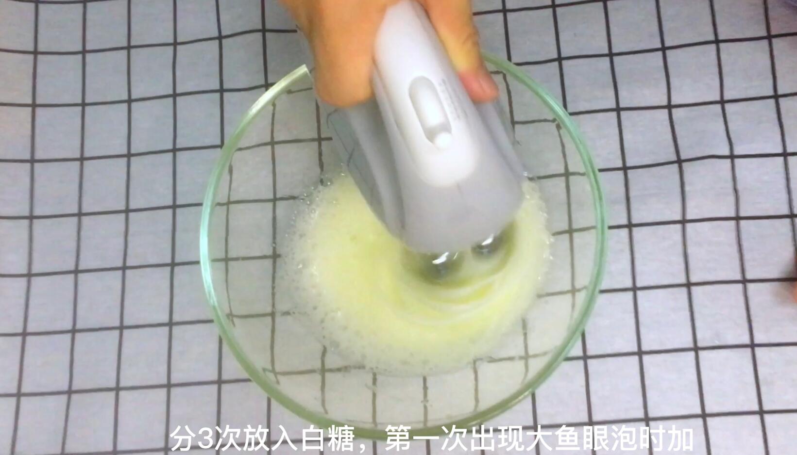 空气炸锅戚风蛋糕145度,8寸戚风蛋糕145度怎么表面糊了