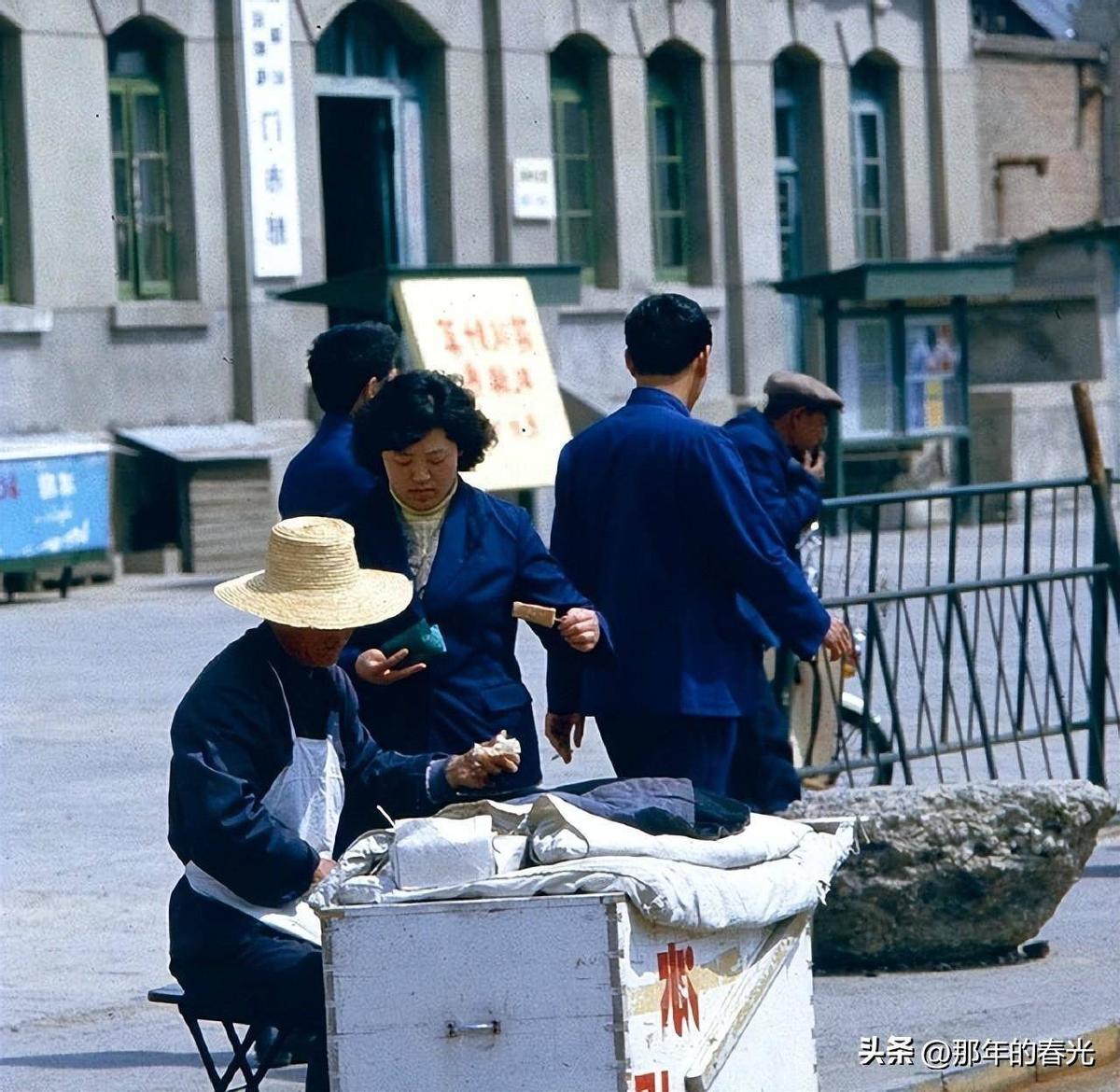 【晚清*楼青**旧影】女子丰乳肥臀，媚态撩人，风姿依旧！