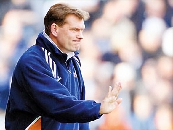 一年一巨星足球,1972年的足球巨星名单