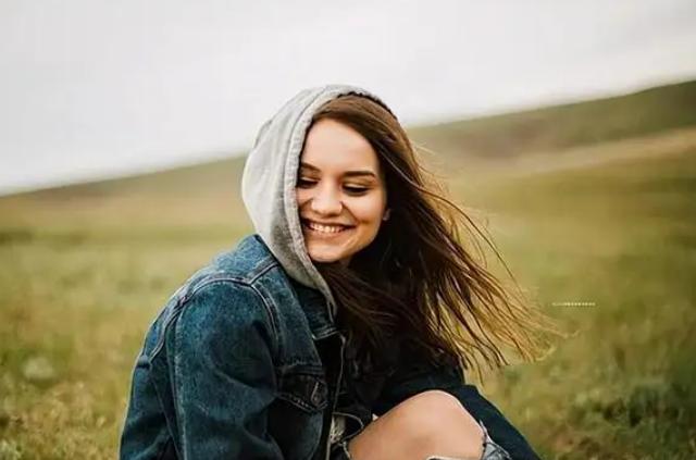 三观正的人有哪些表现,三观正的人有三观正的表现