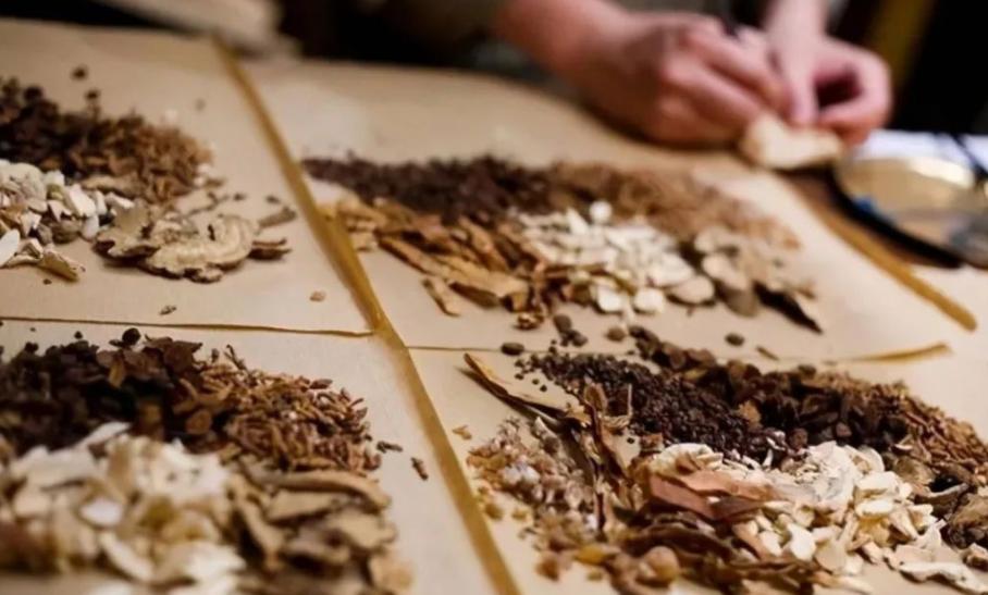 还在黑中医？日本已抢下70%中药专利，还称要让中国向他们学习