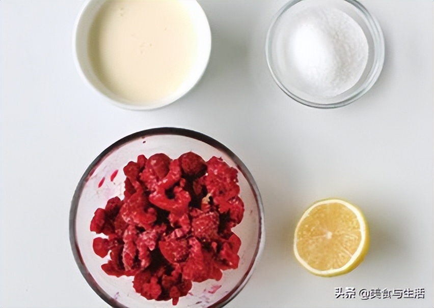 只用平底锅就可以做的简单小甜品,自制冰冰凉凉的小甜点