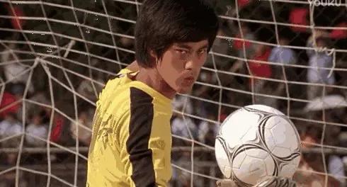 少林足球周星驰找别人要钱,谢贤参演少林足球原因