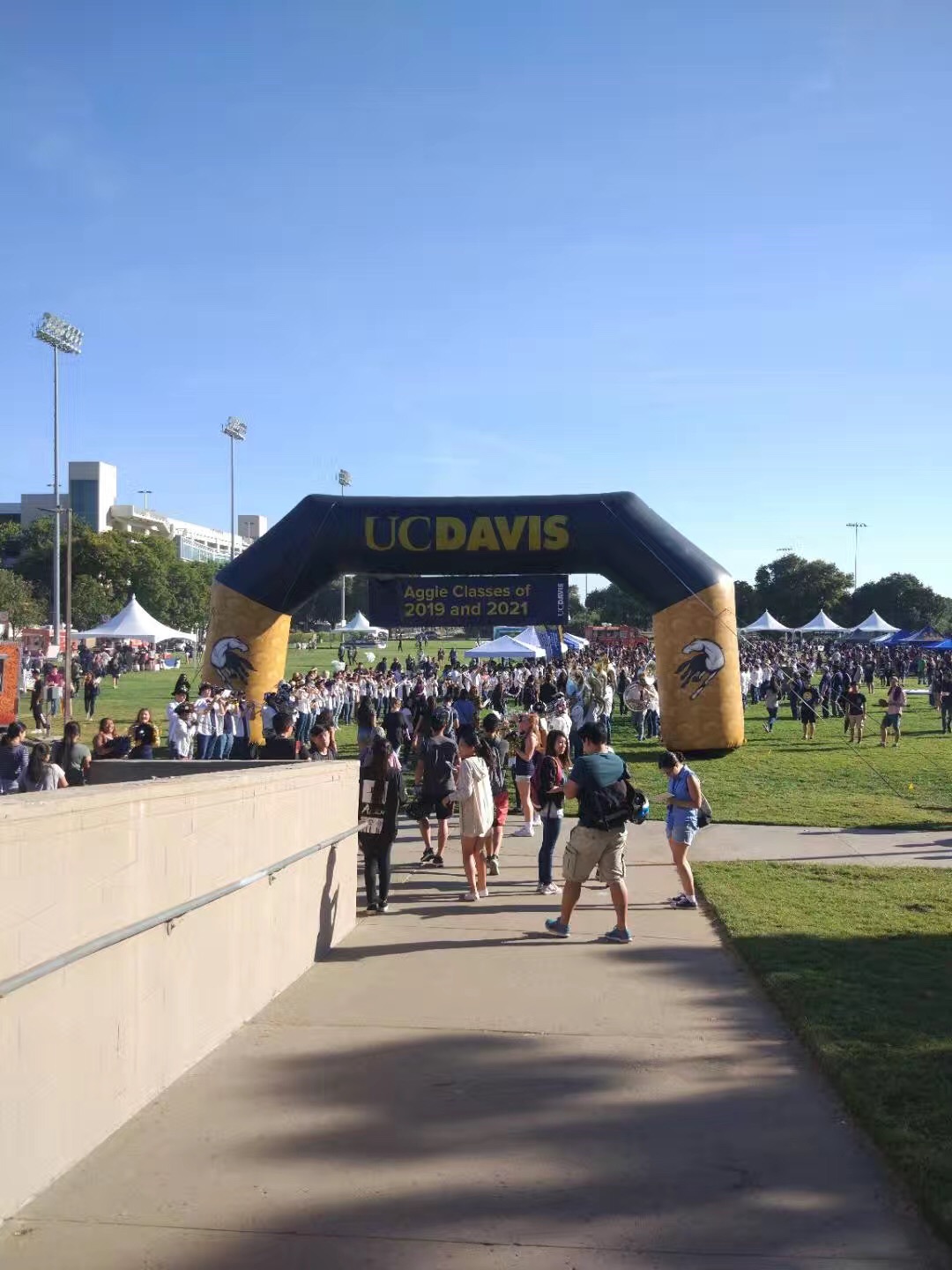 高中毕业去美国留学签证,高中毕业去美国留学申请条件