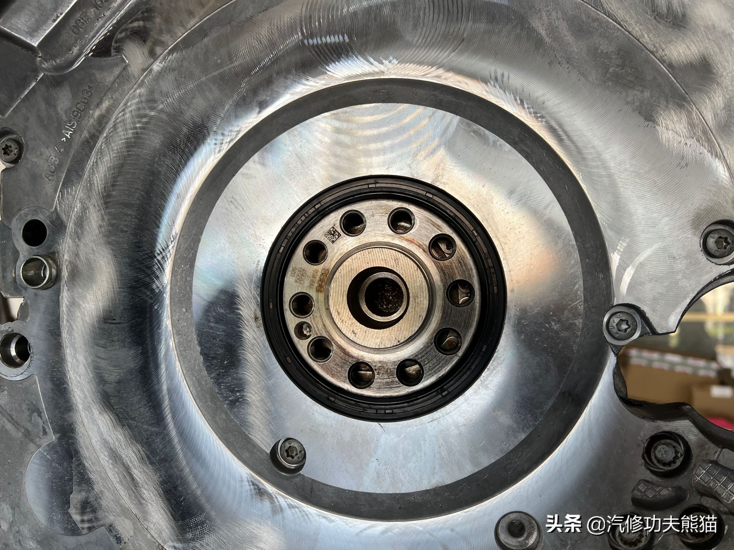 08年奥迪a6l机油压力不足,10年奥迪a6l2.8烧机油严重