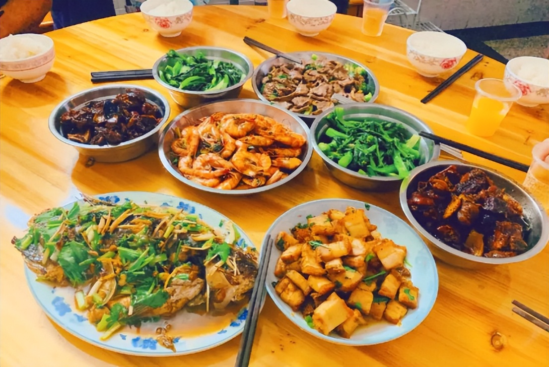 国庆各地酒店涨价,国庆酒店价格下滑