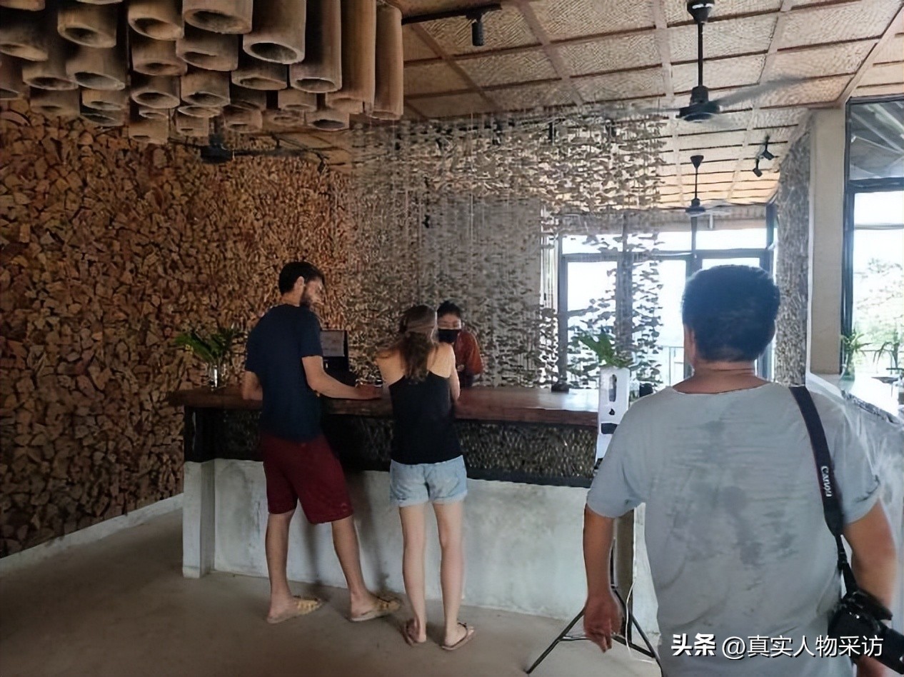 我，福建人，在老挝生活6年，这里人非常佛系，很穷但幸福指数高