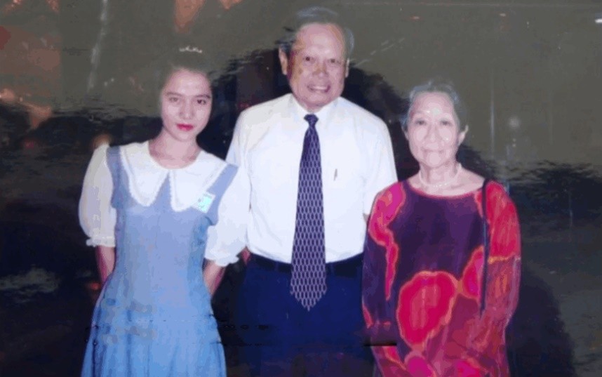 杨振宁与翁帆家庭的复杂关系,杨振宁百岁之际翁帆披露相处细节