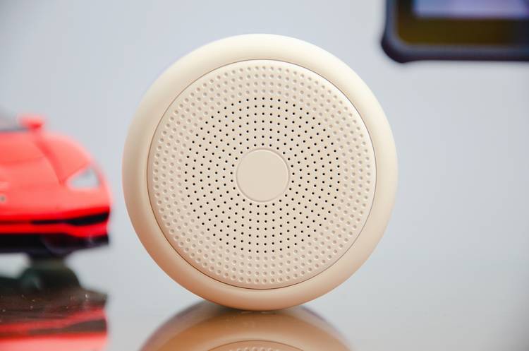 sanag蓝牙音箱x6s怎么播放电脑音乐,sanagx6蓝牙音箱与x6s升级版区别