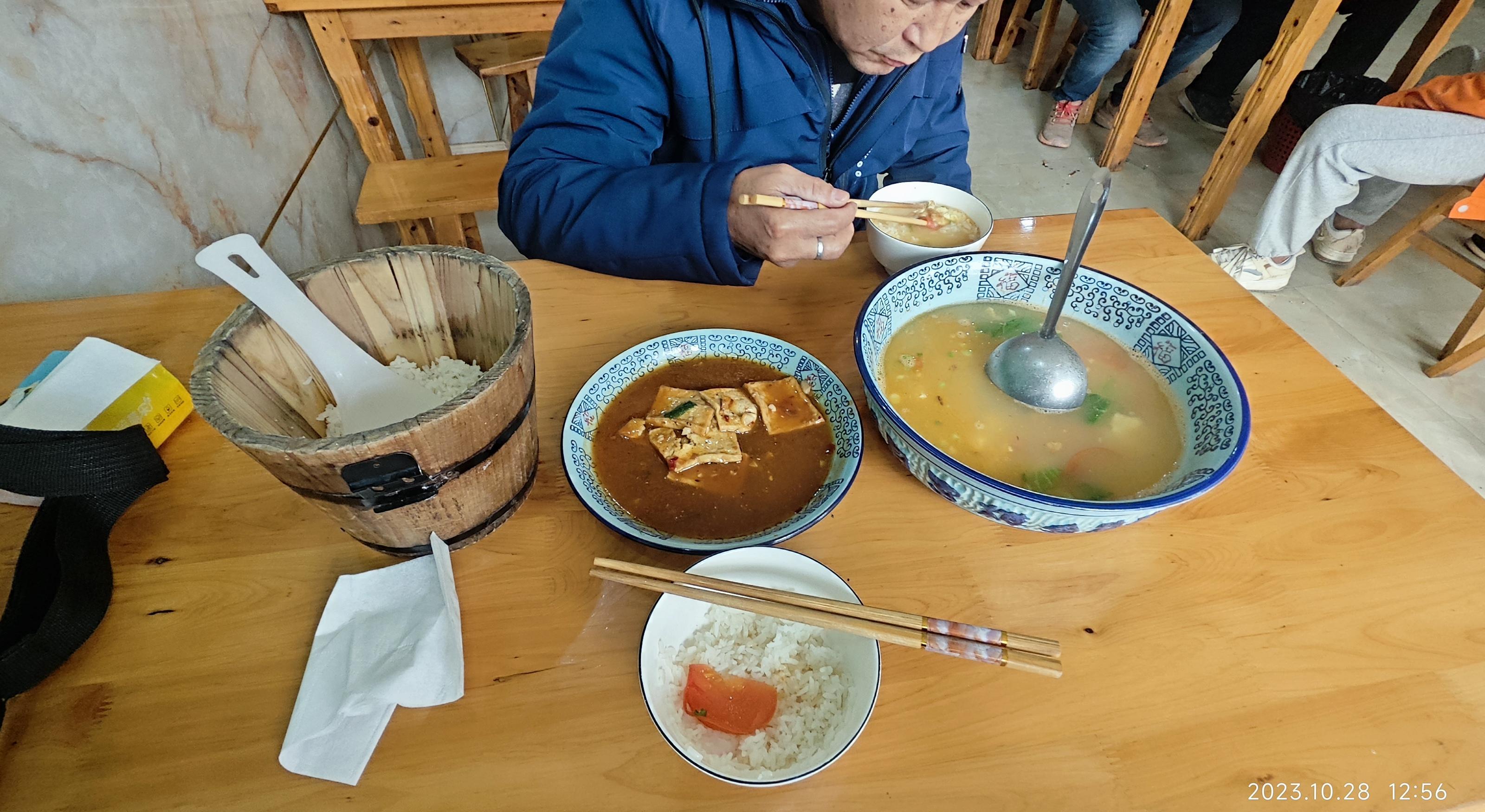 红叶如醉，光雾山等你来