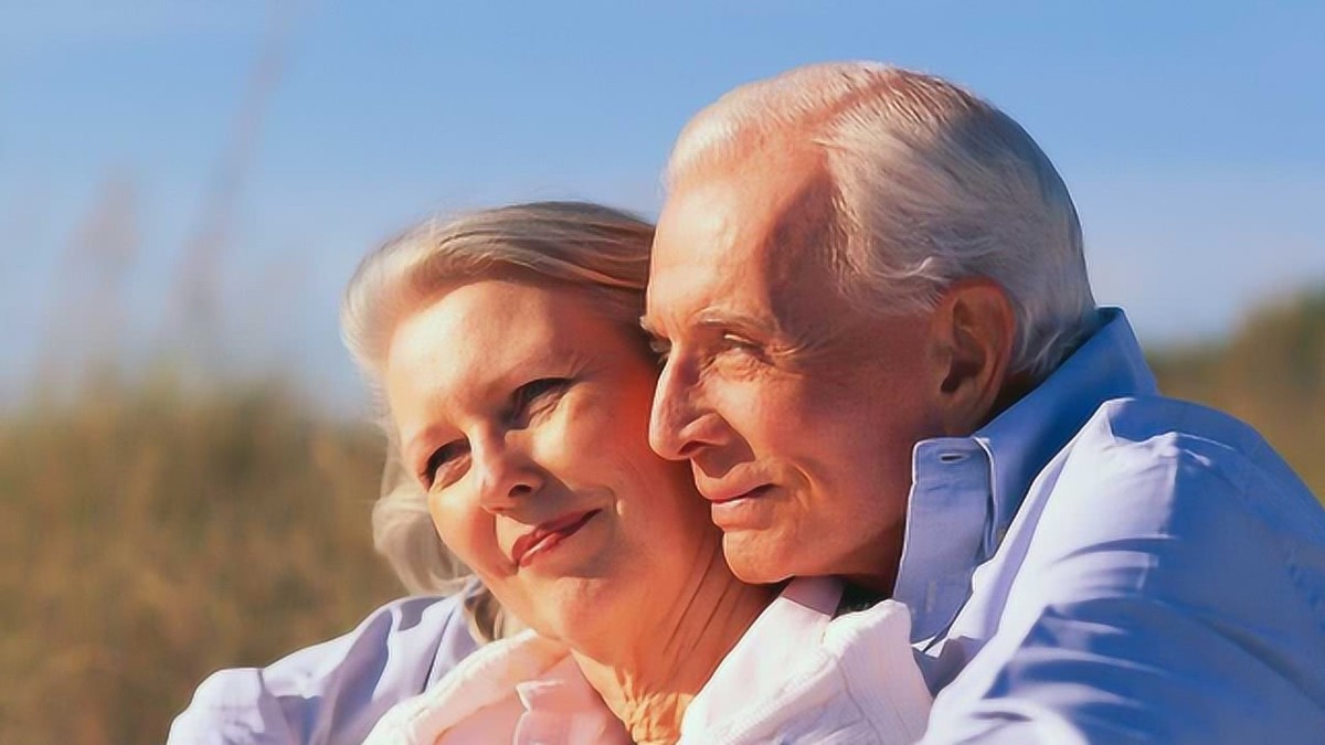 老年人怎样的生活才快乐,老年人怎么过生活才有意义