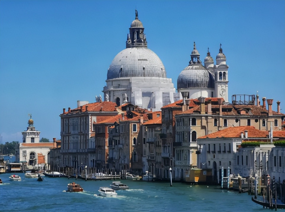 中世纪的美学,威尼斯建筑哥特式与文艺复兴的完美结合