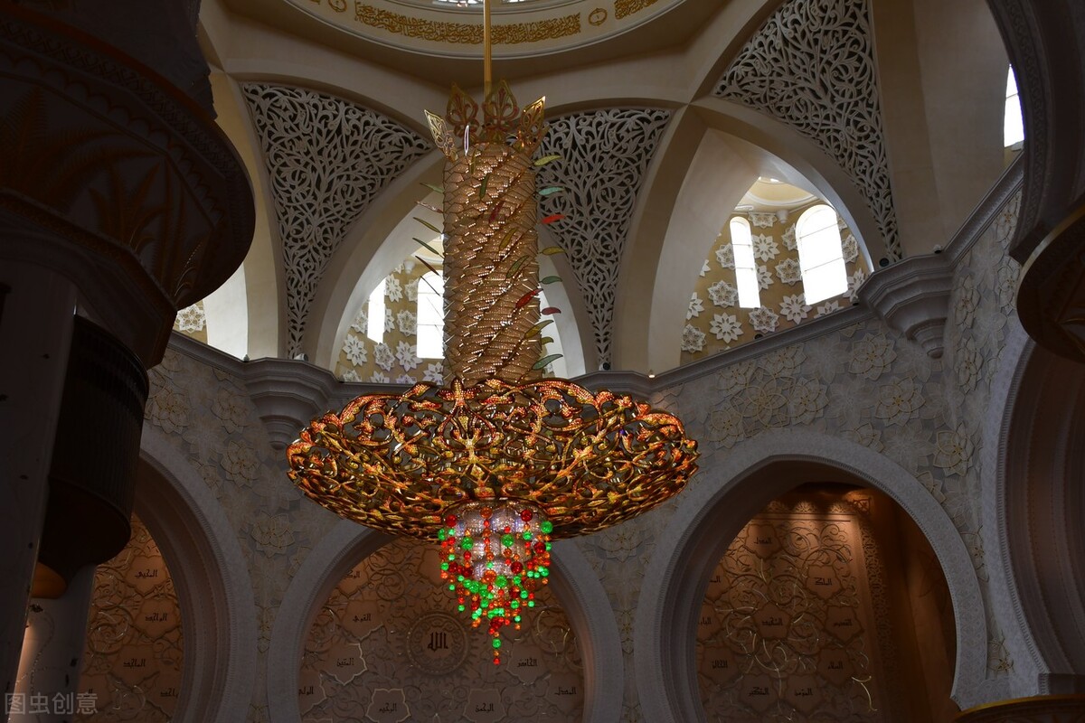 做梦也没有想到，有一天竟然会为了省钱住进迪拜