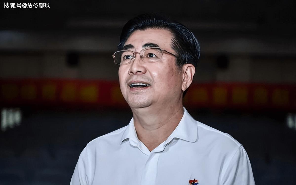 履历亮眼的足协新主席宋凯，能管好足球这个烂摊子吗？