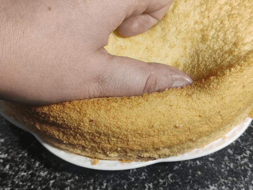 教你制作戚风蛋糕香甜美味喧软,一看就会做的戚风蛋糕详细做法