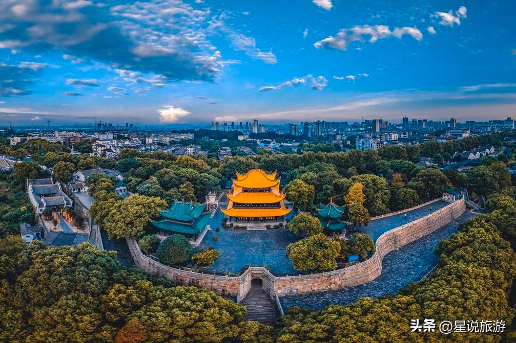 黄鹤楼滕王阁岳阳楼蓬莱阁哪个高,黄鹤楼岳阳楼滕王阁鹳雀楼都在哪