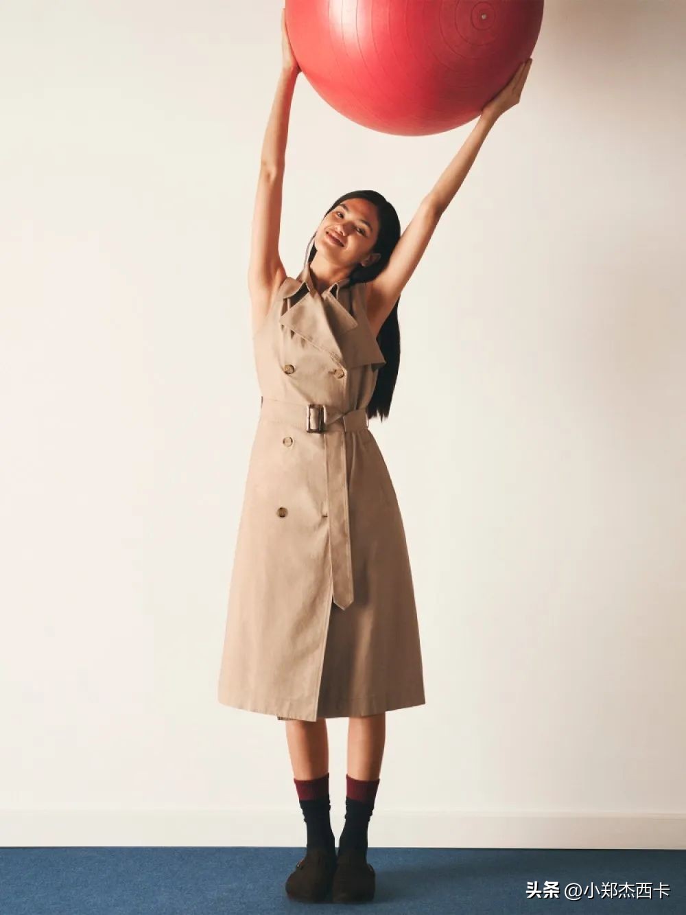 优衣库联名款开箱,优衣库村上春树联名款挪威的森林