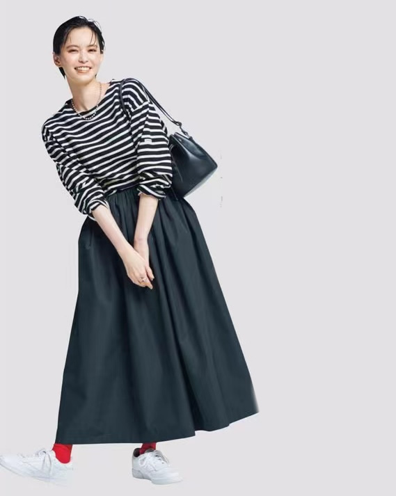 今年秋冬流行什么款运动鞋,今年最流行的运动鞋小白鞋