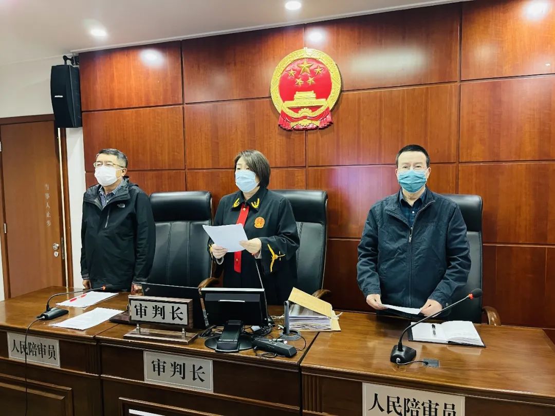 虚假代购诈骗案例,假冒包包的案件一般会判多少年