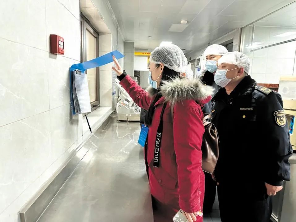 疫情期饭桌食品安全,全面加强节前食品市场安全监管
