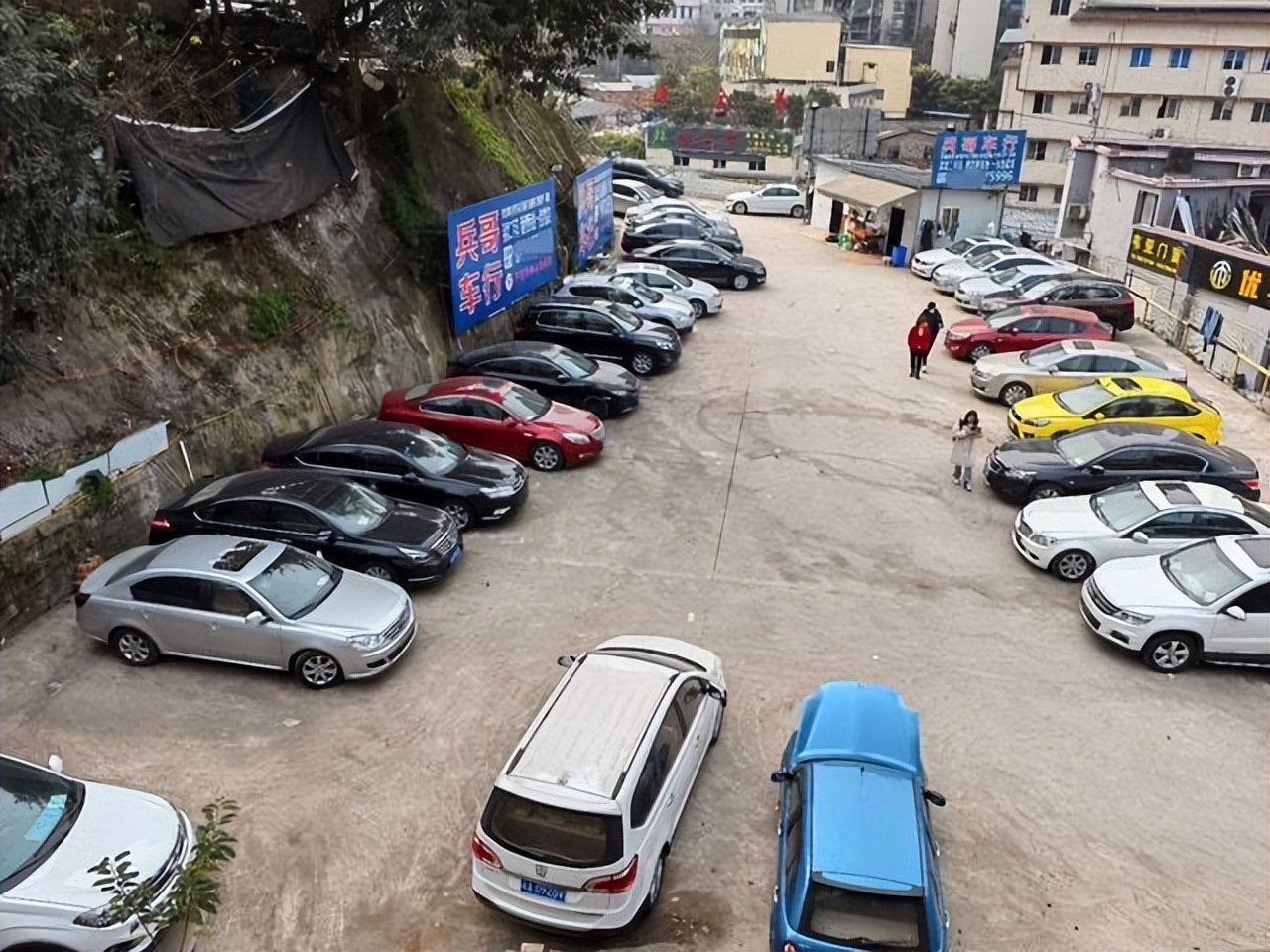 网上购二手车平台哪个靠谱,成都二手车平台哪个最靠谱