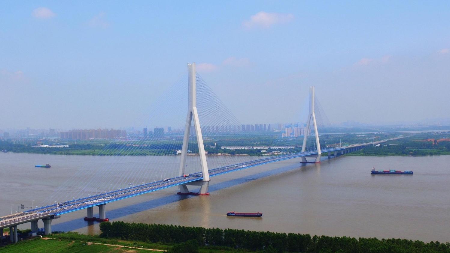 中国跨海跨江跨河桥梁世界第一,中国建的高难度桥梁