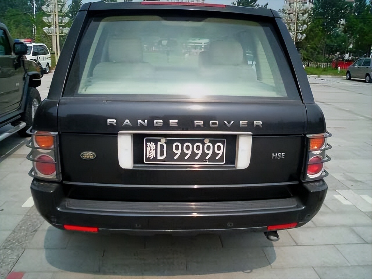 惹不起的三款车,惹不起的车牌号