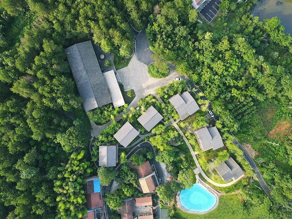 适合春天去的美宿,湖景美宿推荐