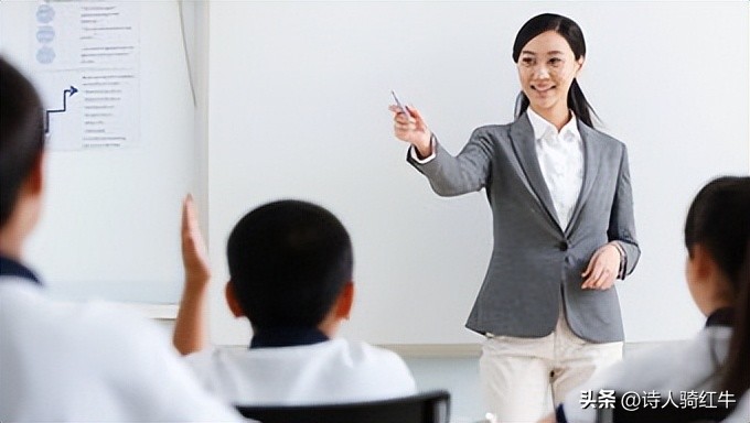 图书馆教师述职报告,述职报告教师有文采