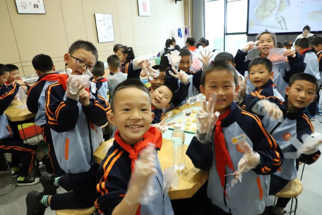 行走的课堂别样的六一,小学研学综合实践活动课程