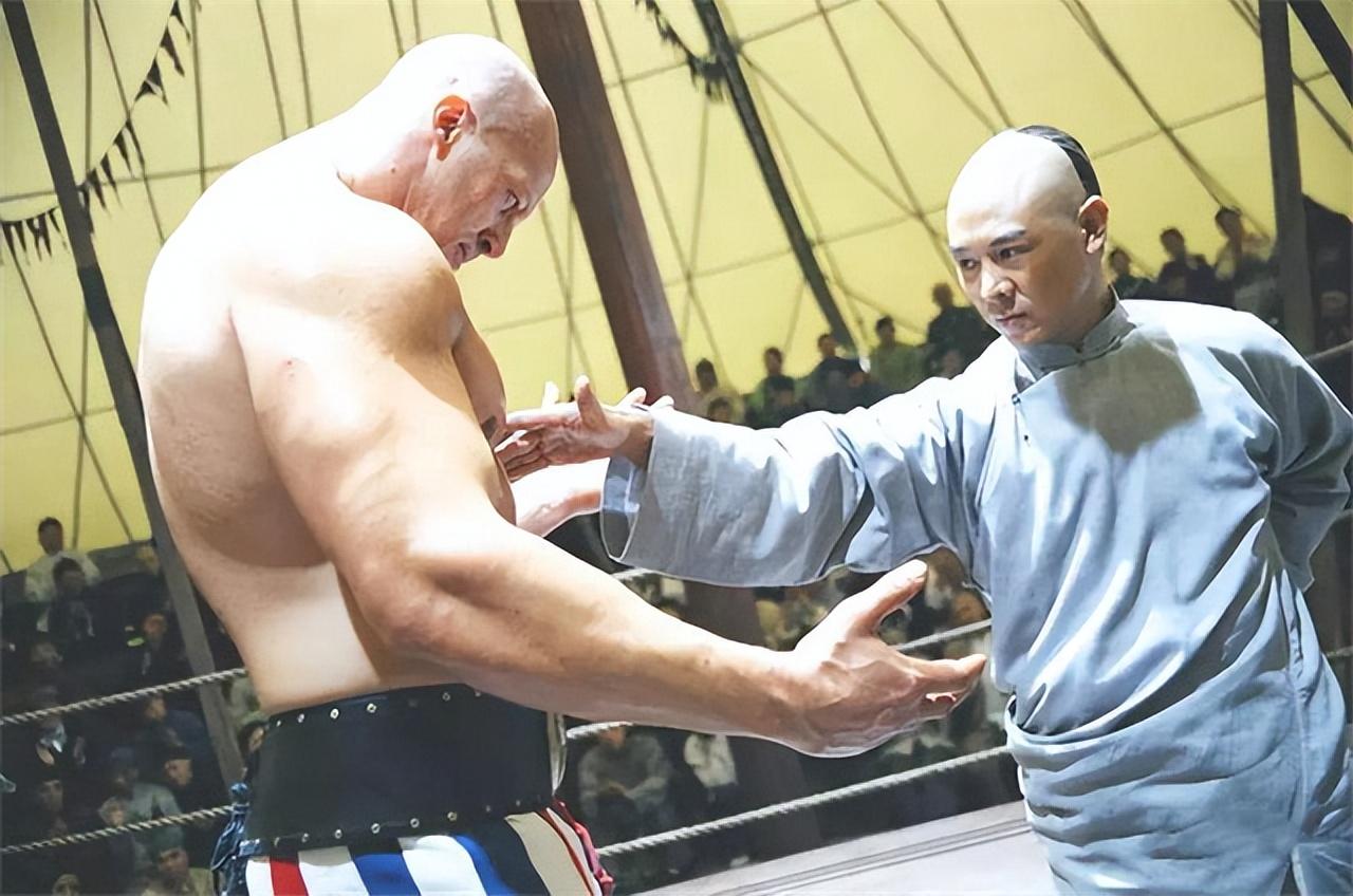 1989年，专家清理霍元甲尸骨时，意外发现霍元甲的真正死因