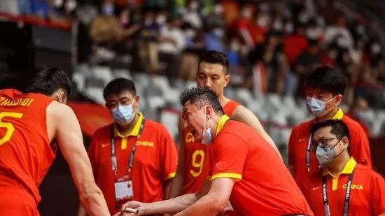 来了！周琦硬刚NBA亿元中锋？中国男篮干上世界第2