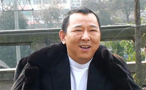 证人指证刘汉庭审视频,刘汉兄弟被审视频