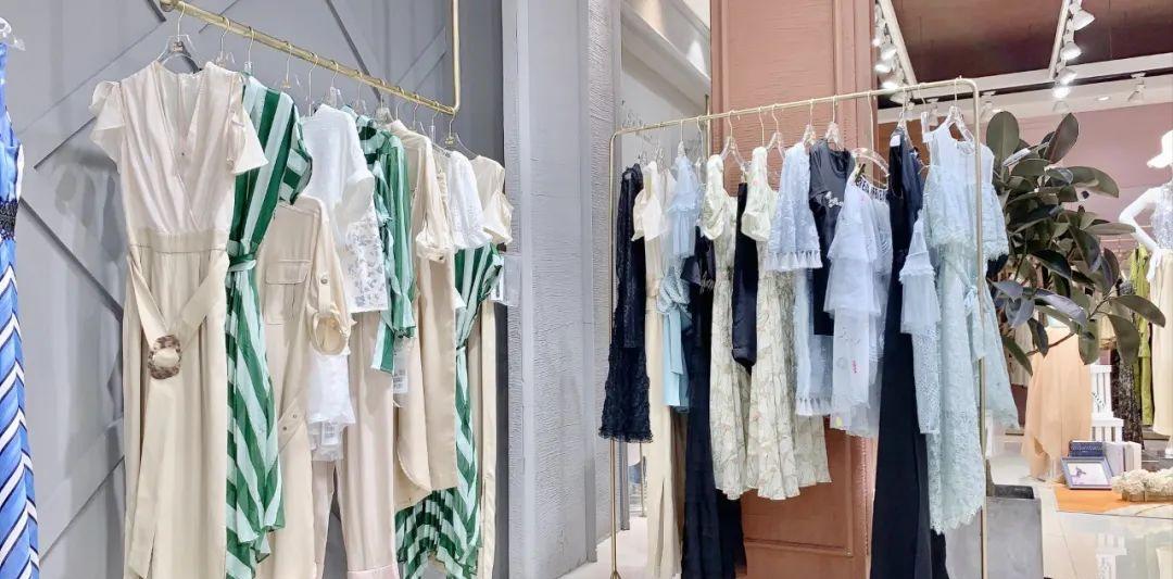 伊华欧秀连衣裙特价,伊华欧秀2019女夏季连衣裙