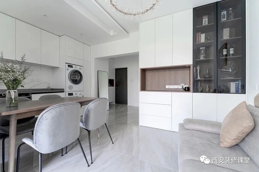 透明玻璃门展示柜怎么布置,岛柜展示柜玻璃门