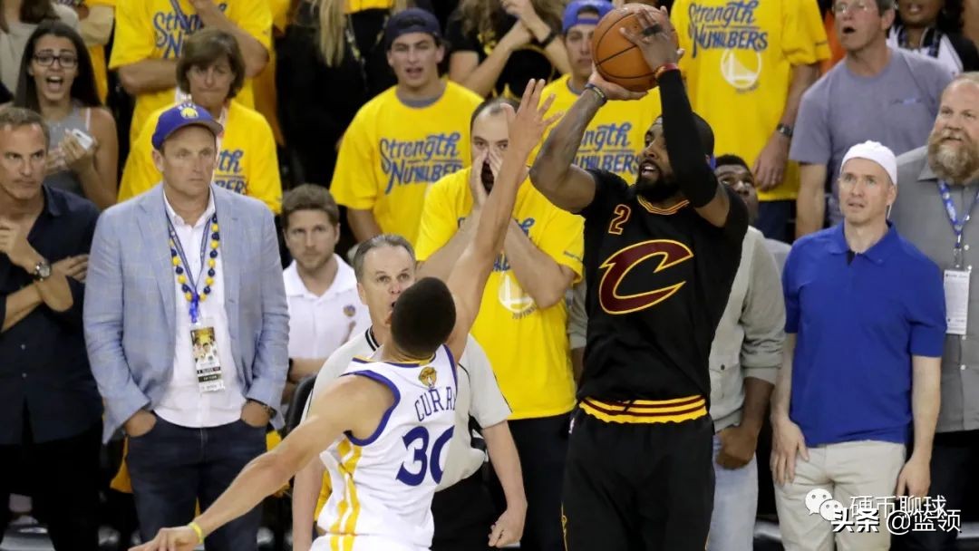 33岁的库里已经过了巅峰,库里33岁了还打得动吗