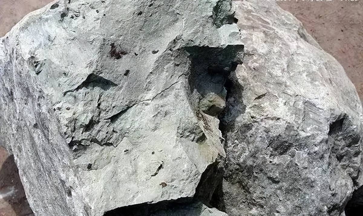 本山绿和段泥有区别吗,本绿泥与本山绿区别