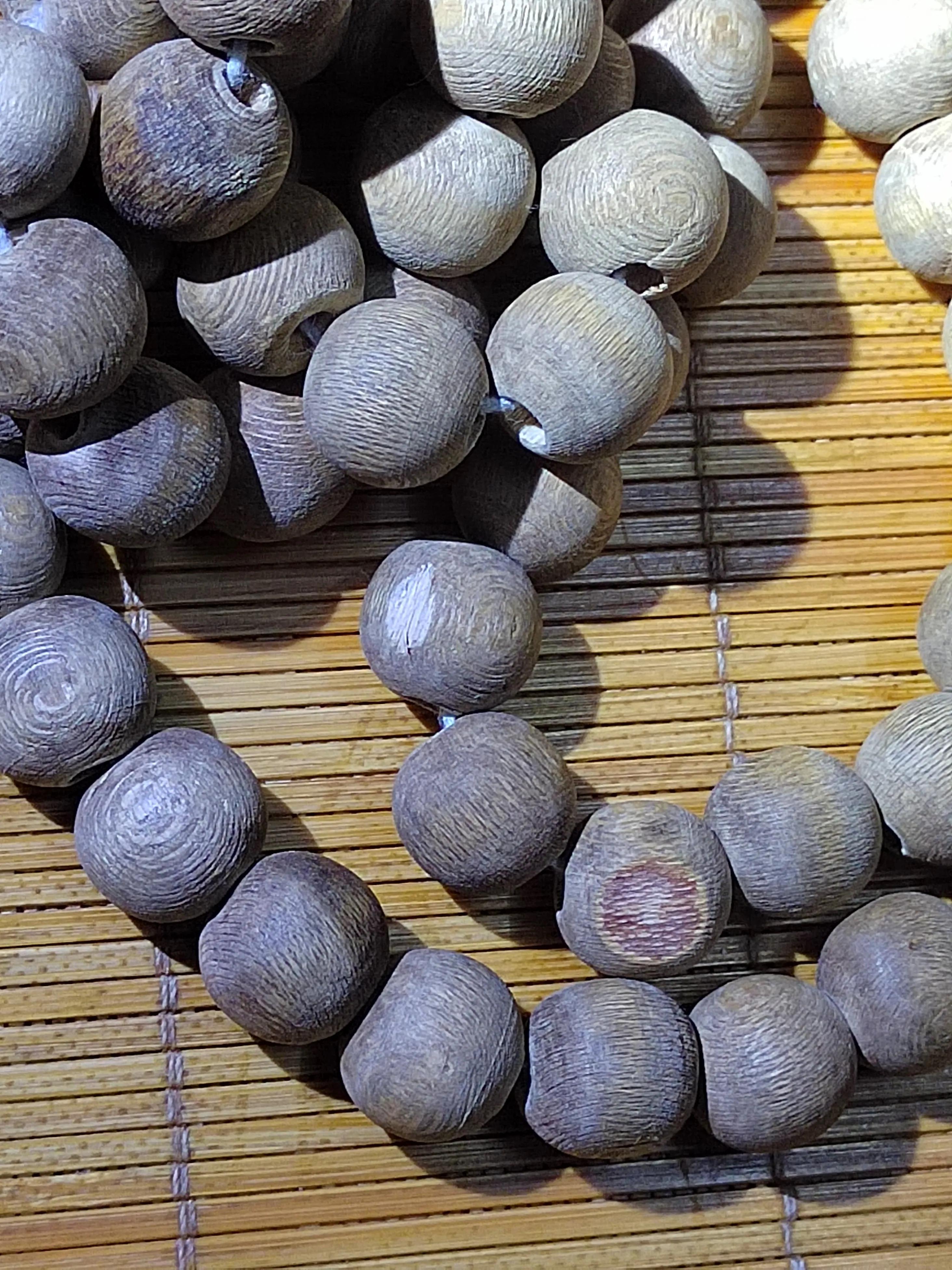 沉香奇楠讲解,奇楠沉香茶和奇楠沉香木