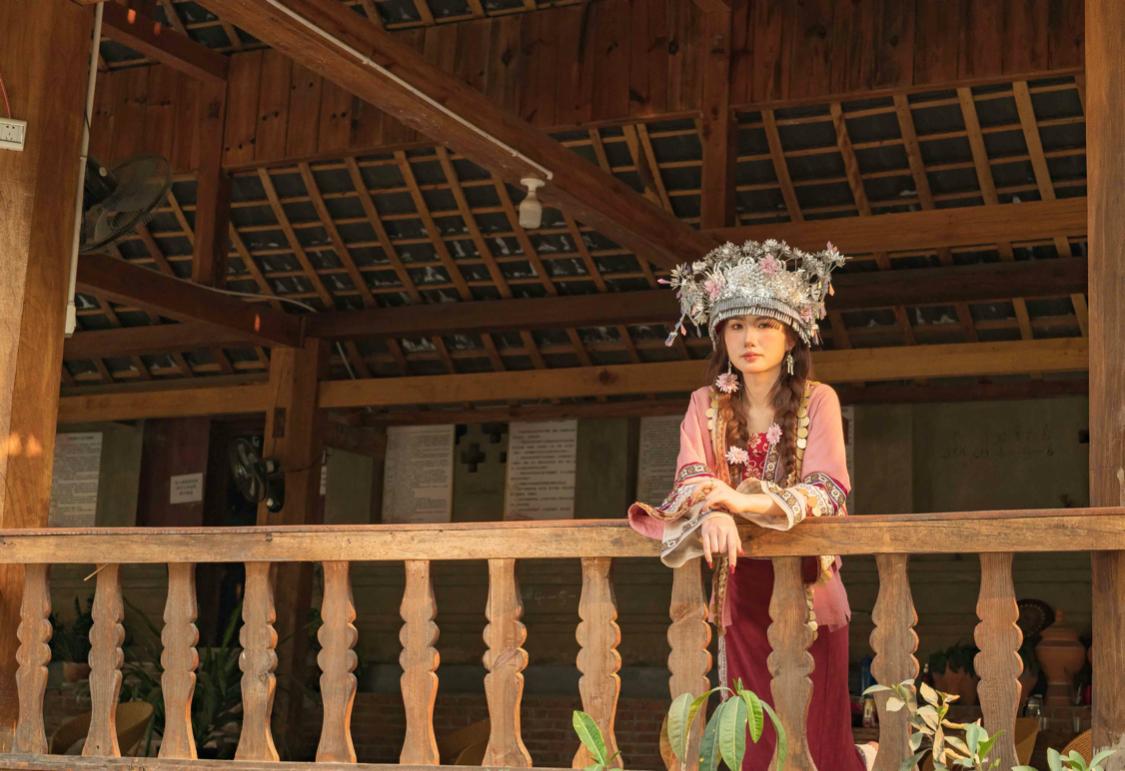 骂版纳是因为你没走出告庄玩版纳跟着小姐姐们走你才晓得味道