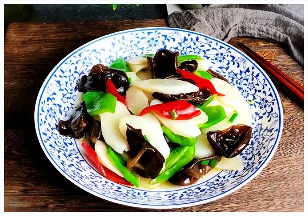 建议老年人多吃3种食物,阳了要少吃多餐