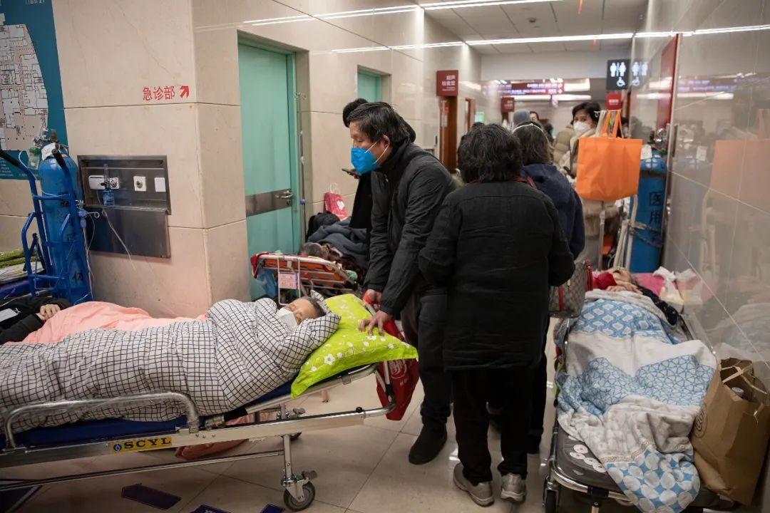 医院缺人,因为医院缺药导致病情加重怎么办