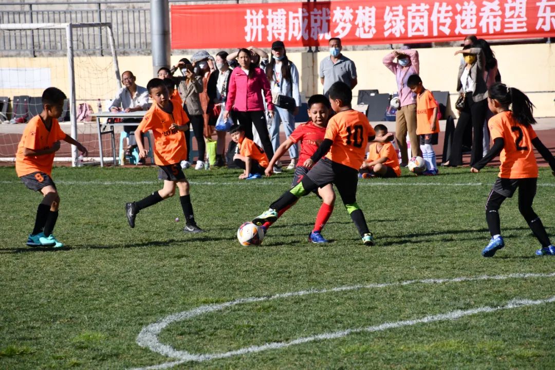 东川区校园足球比赛,东川二小足球比赛四三班