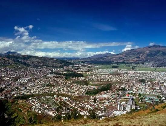 厄瓜多尔购买中国装备,厄瓜多尔向中国购武器