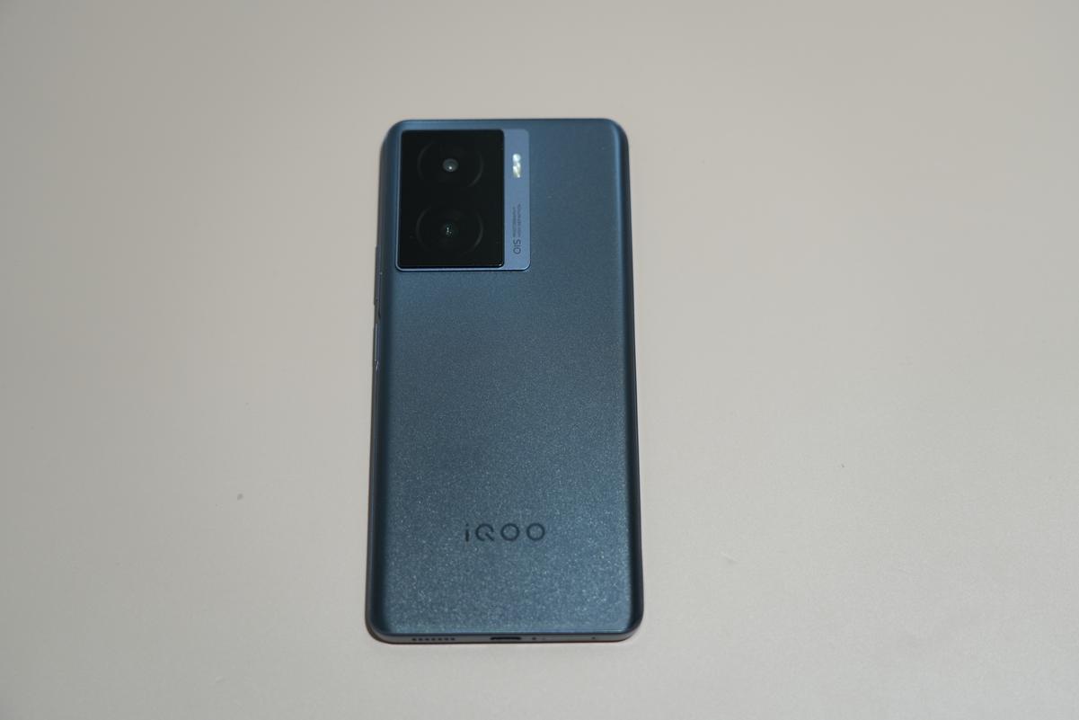 iqooz7手机知识大测评,iqooz7x80w快充测评