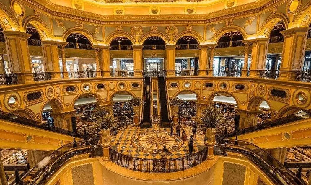 一把输七亿美金,一把输七千亿后续