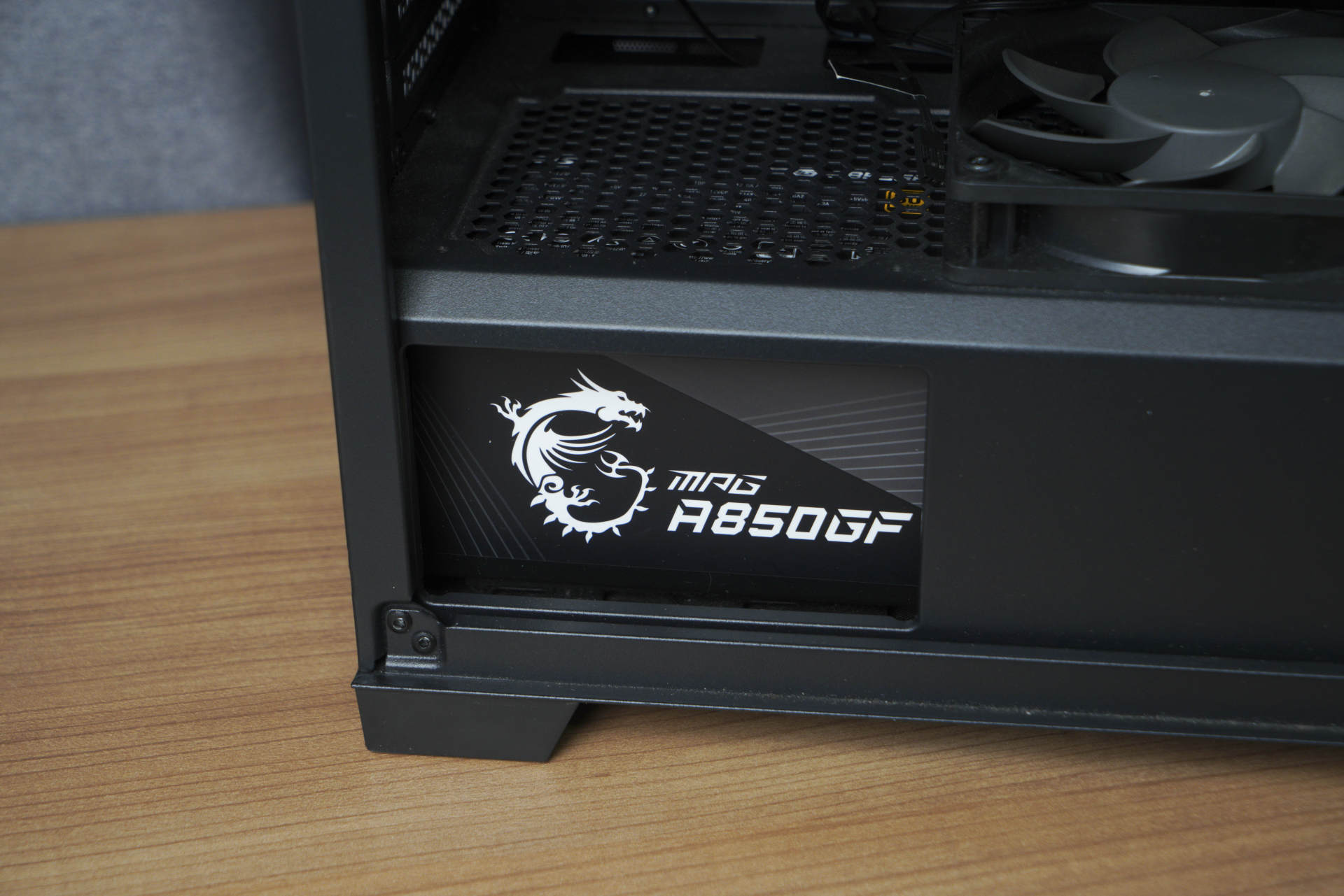 同款宇瞻nox暗黑系列6000ddr5,宇瞻nox暗黑游戏内存条